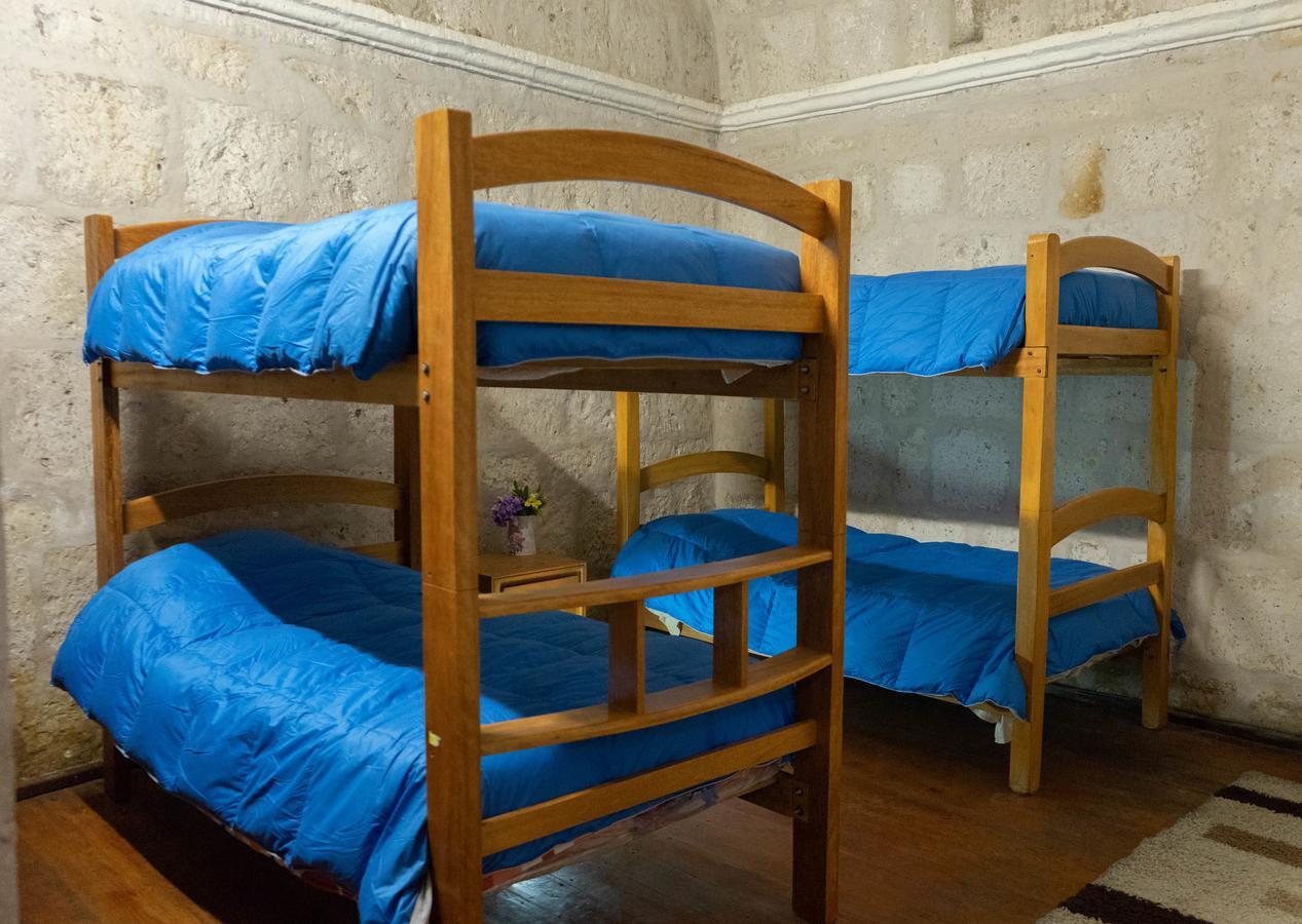 Lion Aqp Hostel Yanahuara Bagian luar foto